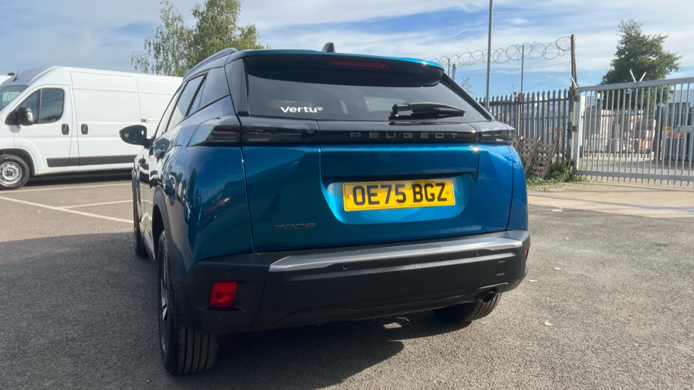 Peugeot 2008 1.2 PureTech Allure 5dr Petrol Estate - Image 4
