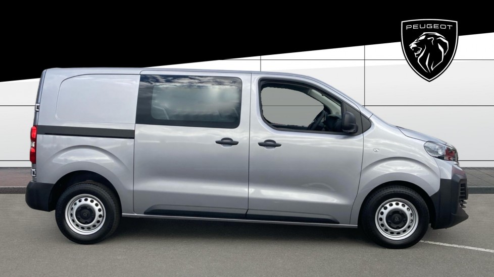 Peugeot Expert L1 Diesel 2.2 BlueHDi 150 Professional Crew Van - Image 5
