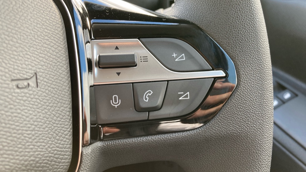 Peugeot Partner Xl Diesel 1.5 BlueHDi 130 Professional Plus Van EAT8 - Image 38