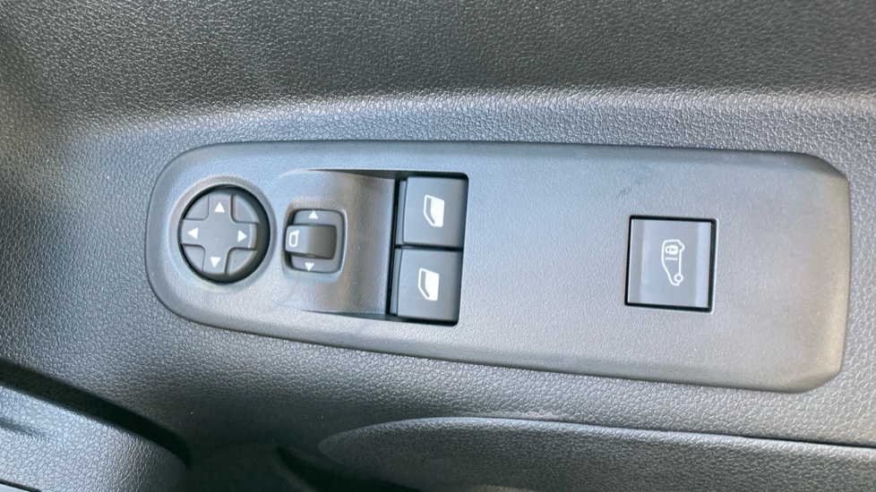 Peugeot Partner Xl Diesel 1.5 BlueHDi 130 Professional Plus Van EAT8 - Image 41