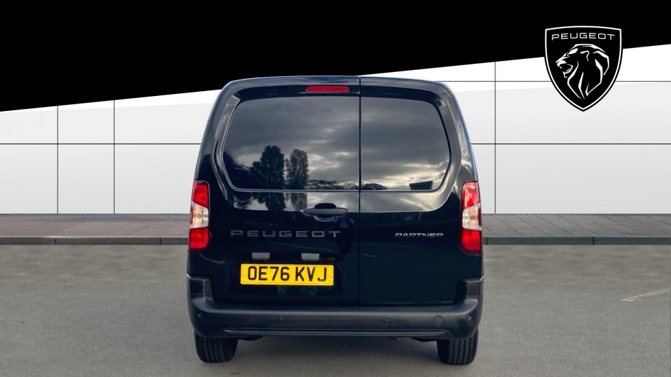 Peugeot Partner Xl Diesel 1.5 BlueHDi 130 Professional Plus Van EAT8 - Image 6