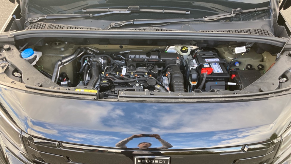 Peugeot Partner Xl Diesel 1.5 BlueHDi 130 Professional Plus Van EAT8 - Image 8
