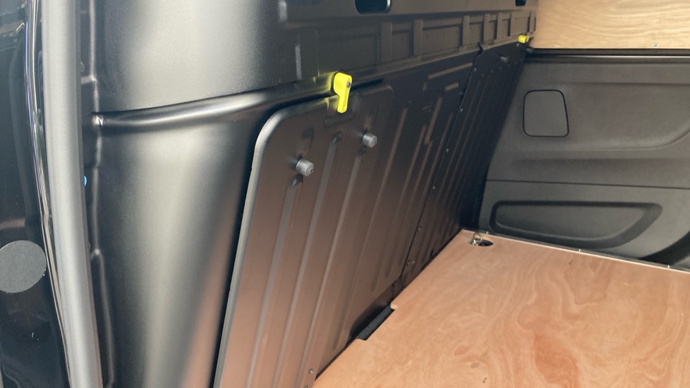 Peugeot Partner Xl Diesel 1.5 BlueHDi 130 Professional Plus Van EAT8 - Image 24