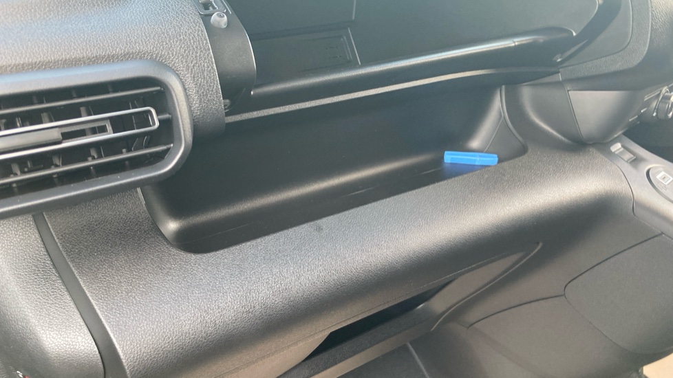 Peugeot Partner Xl Diesel 1.5 BlueHDi 130 Professional Plus Van EAT8 - Image 31