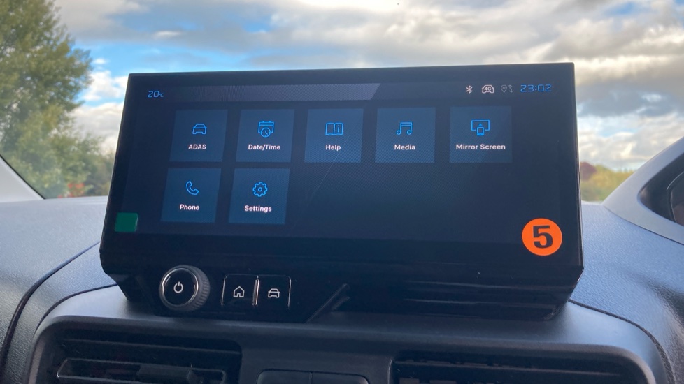 Peugeot Partner Xl Diesel 1.5 BlueHDi 130 Professional Plus Van EAT8 - Image 39
