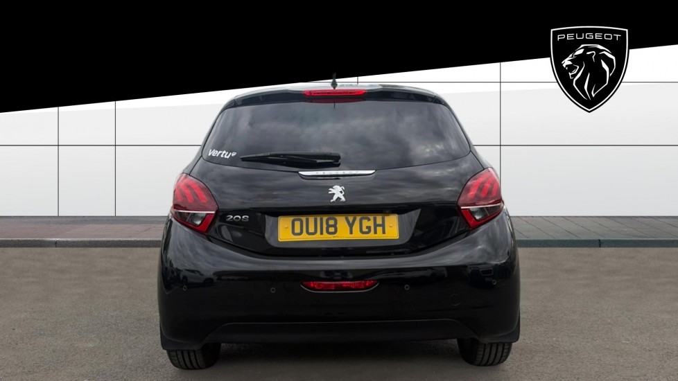 Peugeot 208 1.2 PureTech Allure Premium 5dr [Start Stop] Petrol Hatchback - Image 6