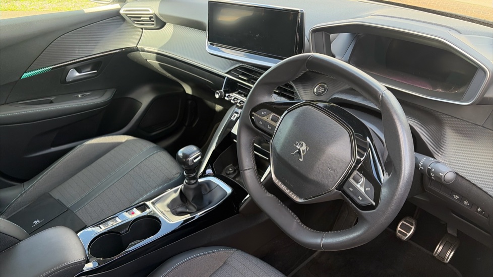 Peugeot 208 1.2 PureTech 100 Allure Premium + 5dr Petrol Hatchback - Image 11