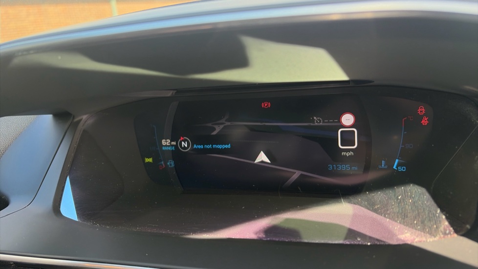 Peugeot 208 1.2 PureTech 100 Allure Premium + 5dr Petrol Hatchback - Image 35