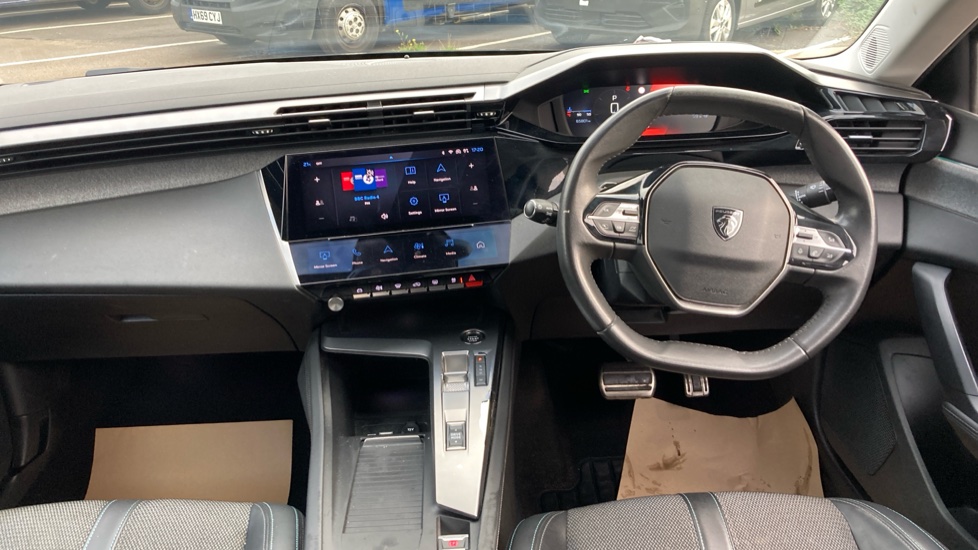 Peugeot 308 1.2 PureTech Allure Premium 5dr EAT8 Petrol Estate - Image 10