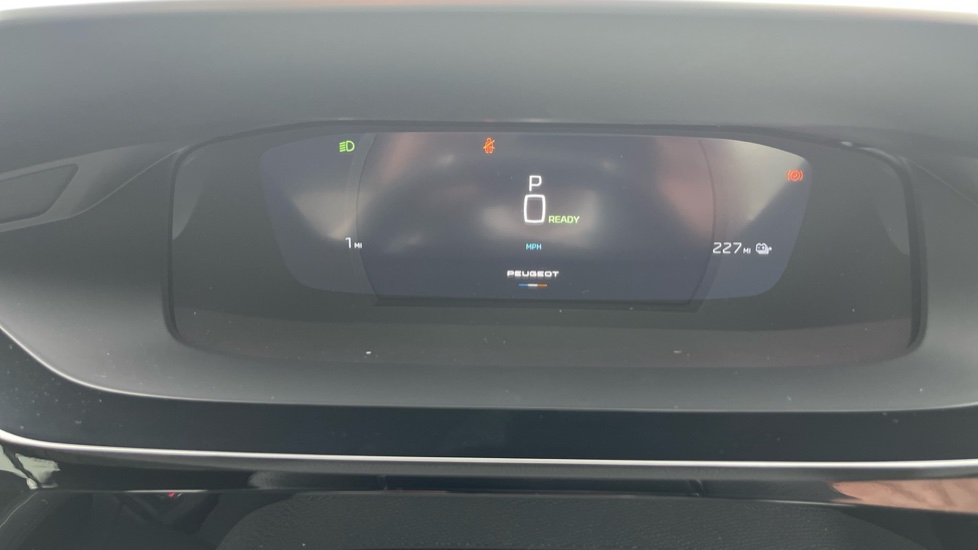 Peugeot 308 115kW GT 54kWh 5dr Auto Electric Hatchback - Image 18