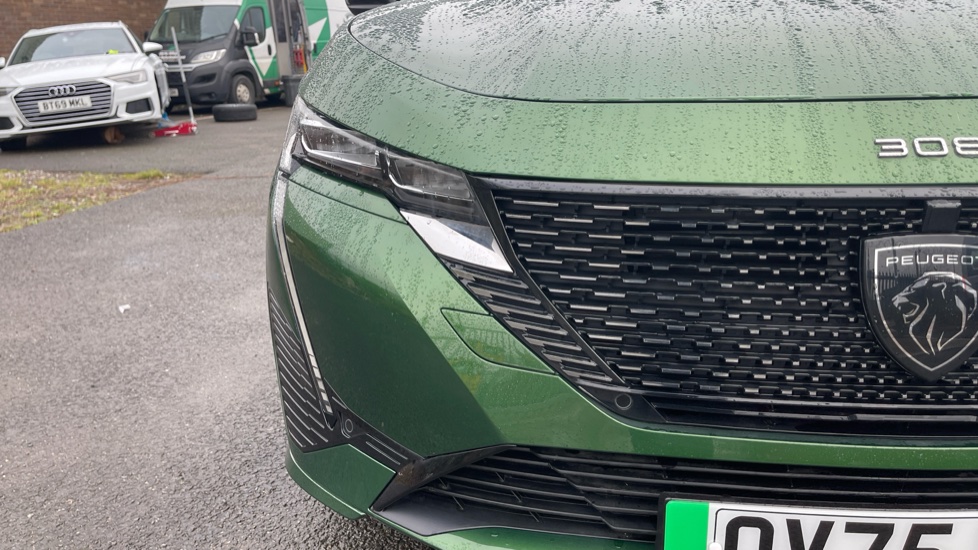 Peugeot 308 115kW GT 54kWh 5dr Auto Electric Hatchback - Image 23