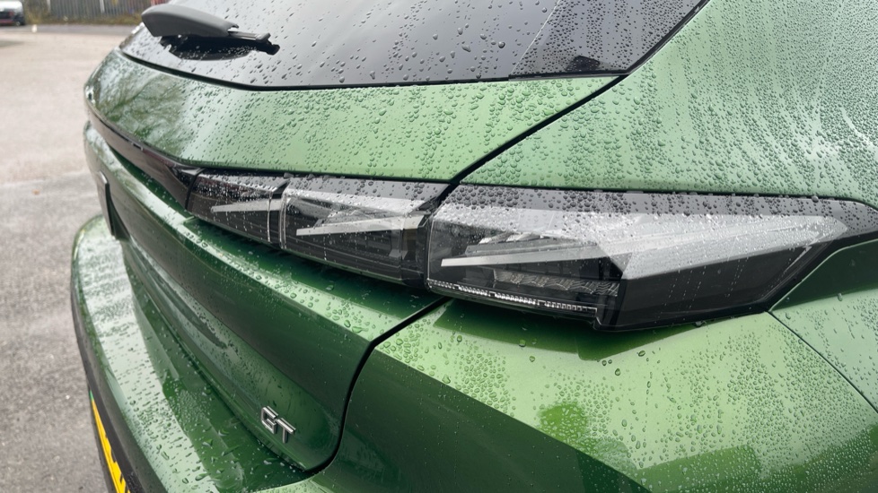 Peugeot 308 115kW GT 54kWh 5dr Auto Electric Hatchback - Image 28