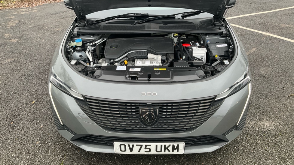 Peugeot 308 1.2 Hybrid 136 Allure 5dr e-DSC6 Petrol Hatchback - Image 8