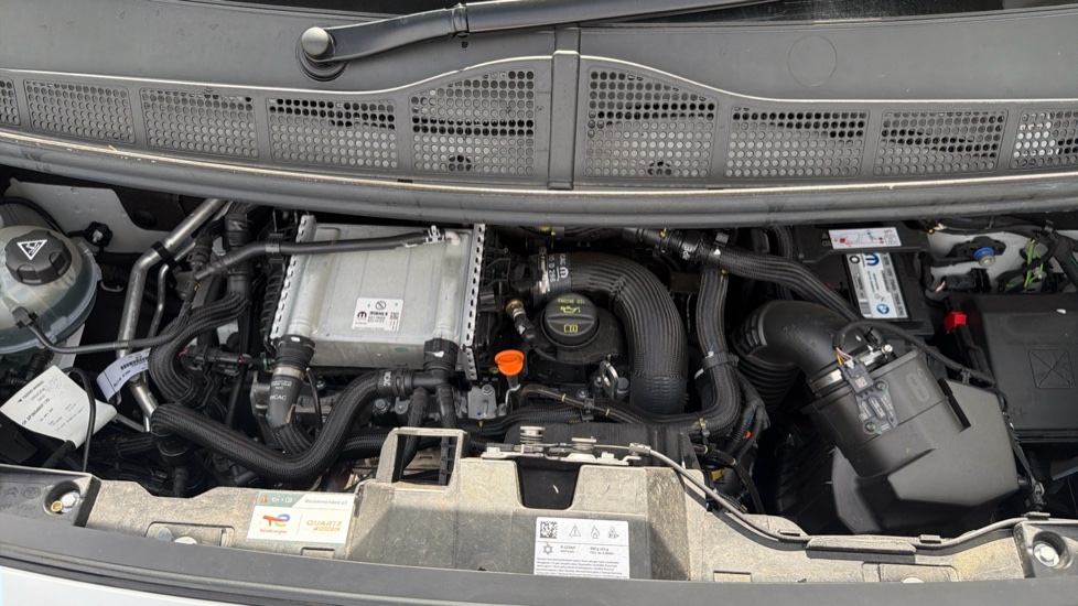 Peugeot Expert M Diesel Special Edition 2.2 180 Sport Crew Van EAT8 - Image 8