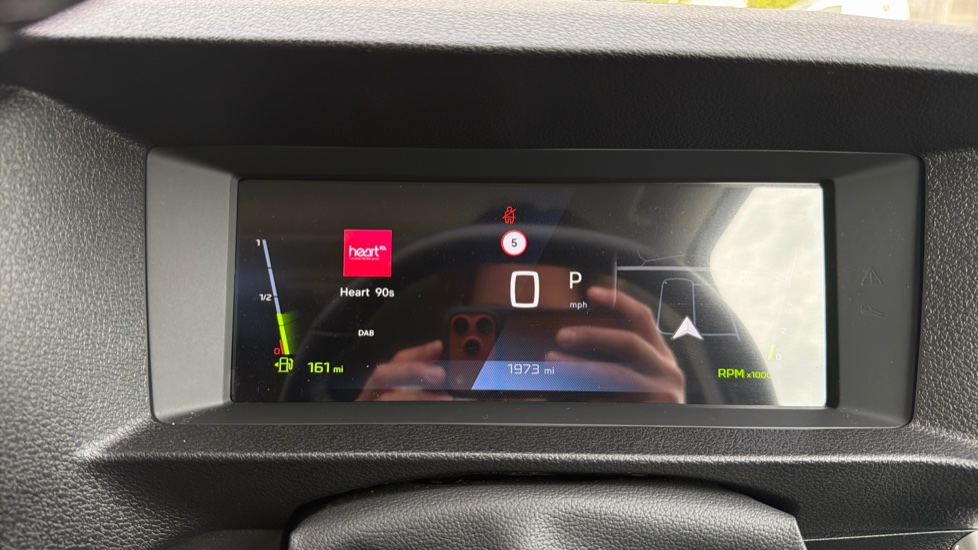 Peugeot Expert M Diesel Special Edition 2.2 180 Sport Crew Van EAT8 - Image 18