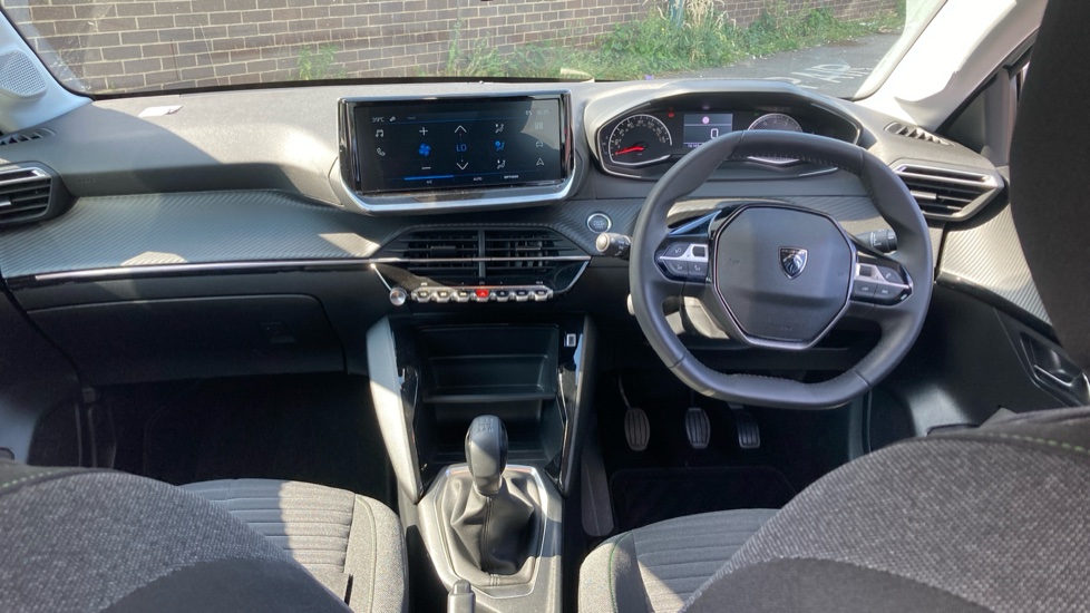 Peugeot 208 1.2 PureTech Active 5dr Petrol Hatchback - Image 10