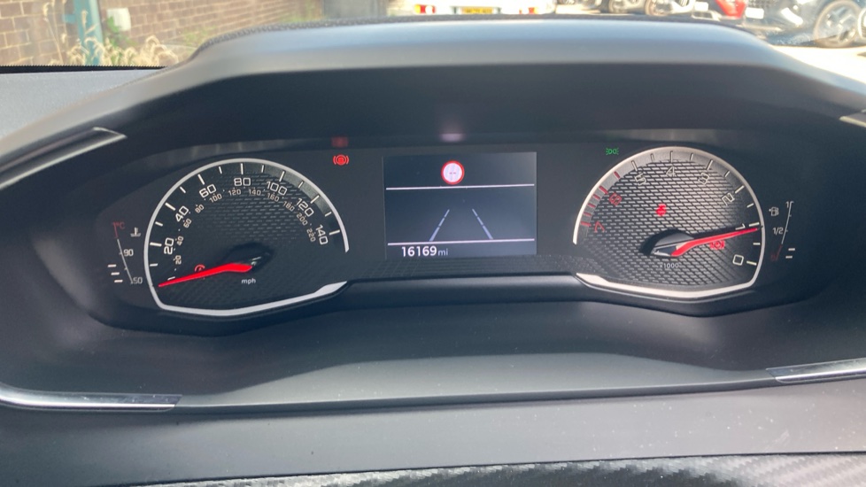 Peugeot 208 1.2 PureTech Active 5dr Petrol Hatchback - Image 45