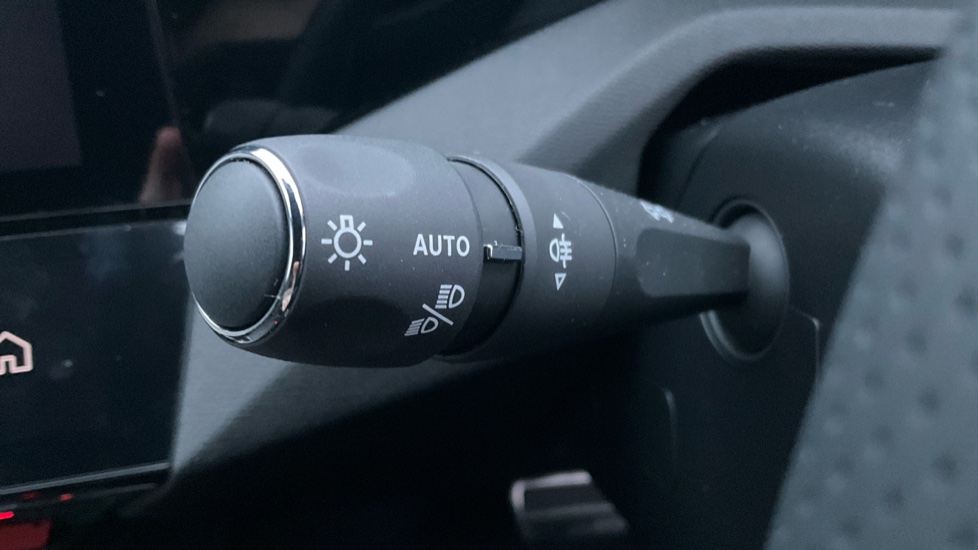 Peugeot 308 1.2 Hybrid 145 GT 5dr e-DSC6 Petrol Hatchback - Image 24