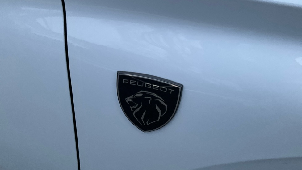 Peugeot 308 1.2 Hybrid 145 GT 5dr e-DSC6 Petrol Hatchback - Image 45