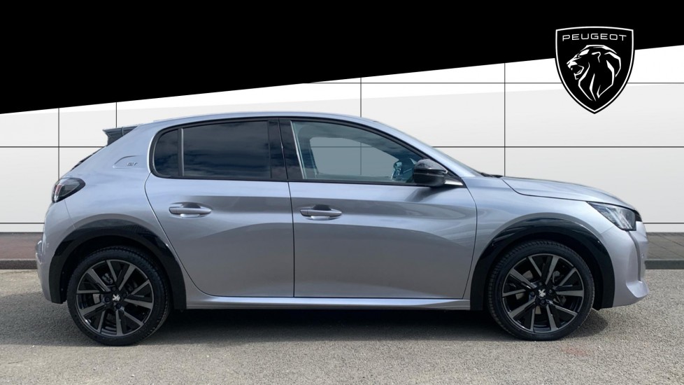 Peugeot 208 1.2 PureTech 100 GT 5dr Petrol Hatchback - Image 5