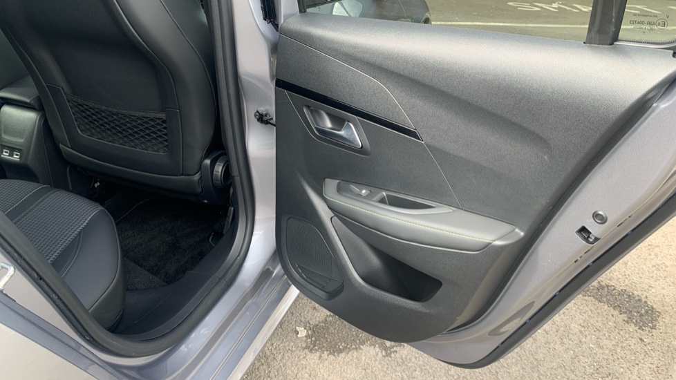 Peugeot 208 1.2 PureTech 100 GT 5dr Petrol Hatchback - Image 29