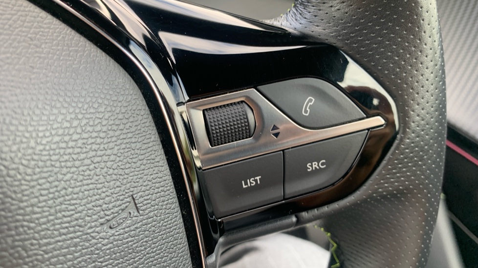 Peugeot 208 1.2 PureTech 100 GT 5dr Petrol Hatchback - Image 33