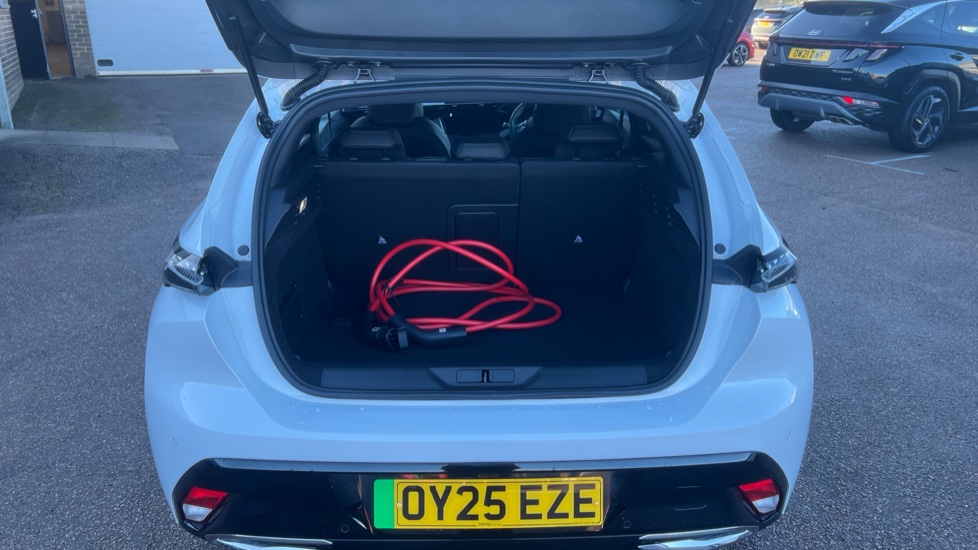Peugeot 308 115kW GT 54kWh 5dr Auto Electric Hatchback - Image 4