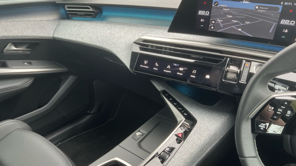 Peugeot 3008 157kW GT 73kWh 5dr Auto Electric Estate - Image 14