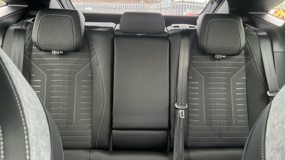 Peugeot 3008 157kW GT 73kWh 5dr Auto Electric Estate - Image 15