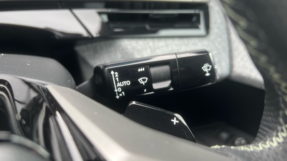 Peugeot 3008 157kW GT 73kWh 5dr Auto Electric Estate - Image 27