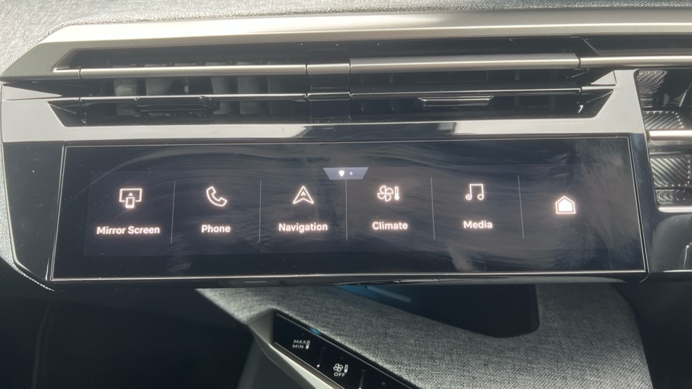 Peugeot 3008 157kW GT 73kWh 5dr Auto Electric Estate - Image 34