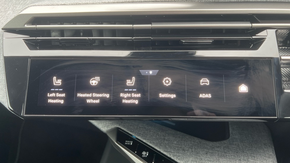 Peugeot 3008 157kW GT 73kWh 5dr Auto Electric Estate - Image 35