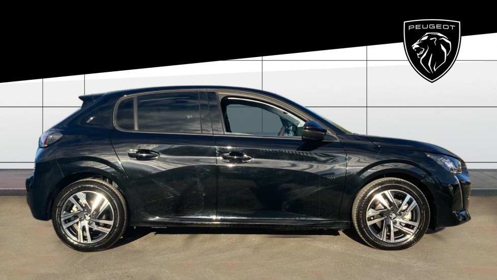 Peugeot 208 1.2 PureTech 100 Allure Premium + 5dr Petrol Hatchback - Image 5