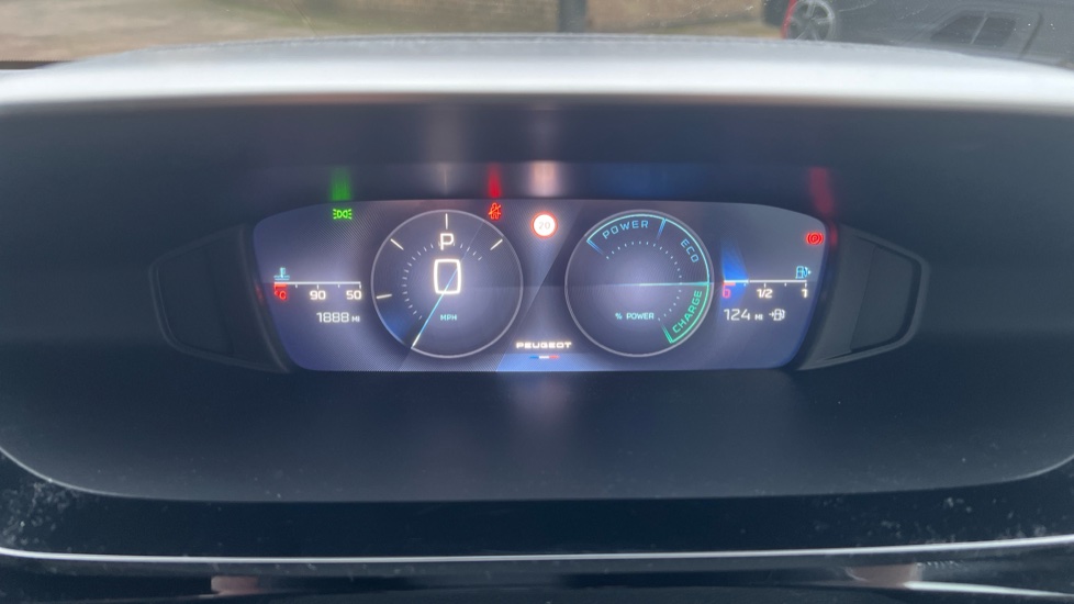 Peugeot 308 1.2 Hybrid 136 Allure 5dr e-DSC6 Petrol Hatchback - Image 18
