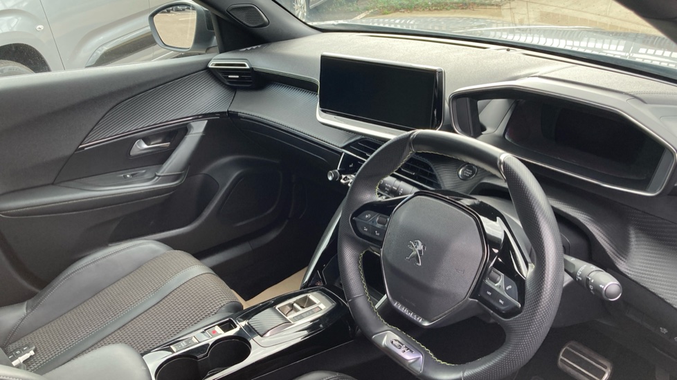 Peugeot 2008 100kW GT 50kWh 5dr Auto Electric Estate - Image 11