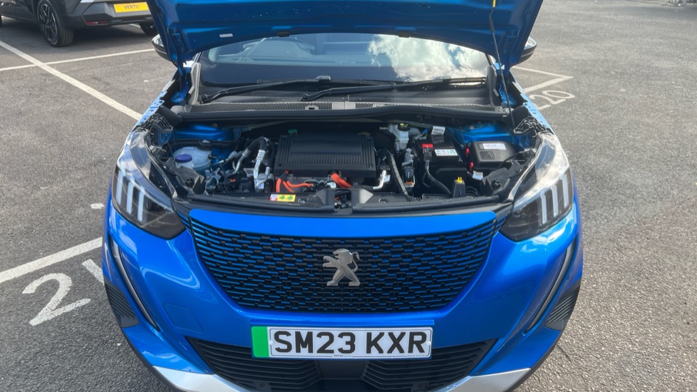 Peugeot 2008 100kW GT 50kWh 5dr Auto Electric Estate - Image 8