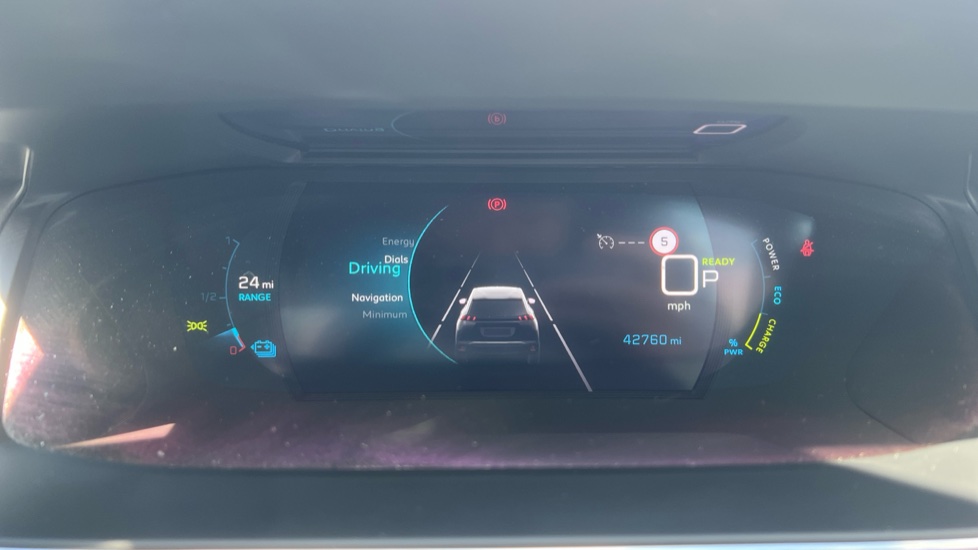 Peugeot 2008 100kW GT 50kWh 5dr Auto Electric Estate - Image 27