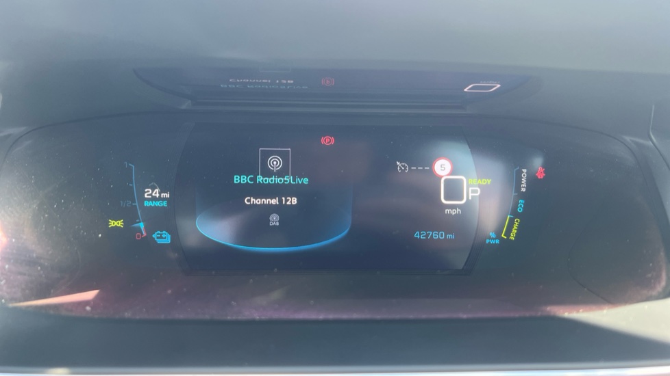 Peugeot 2008 100kW GT 50kWh 5dr Auto Electric Estate - Image 30