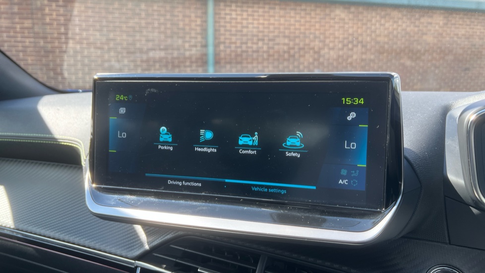 Peugeot 2008 100kW GT 50kWh 5dr Auto Electric Estate - Image 36