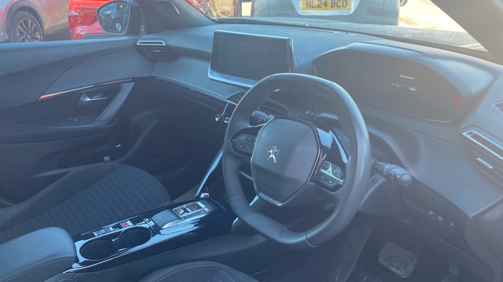 Peugeot 2008 100kW Active Premium+ 50kWh 5dr Auto Electric Estate - Image 11