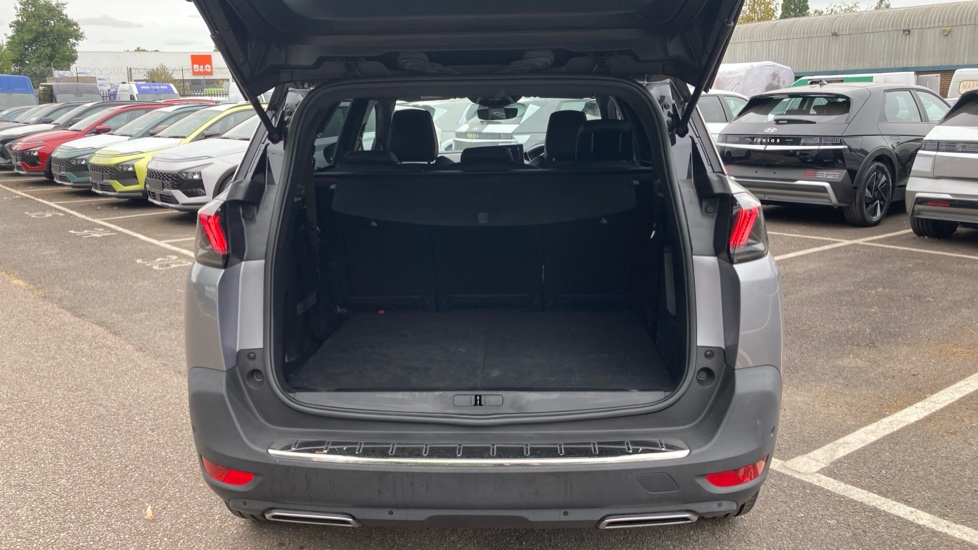 Peugeot 5008 1.5 BlueHDi GT 5dr EAT8 Diesel Estate - Image 4