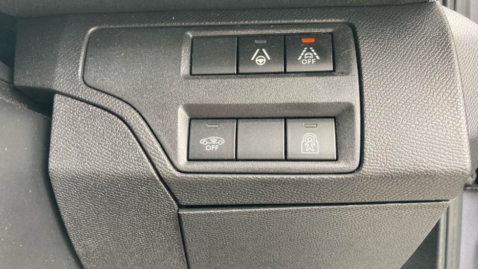 Peugeot 5008 1.5 BlueHDi GT 5dr EAT8 Diesel Estate - Image 27