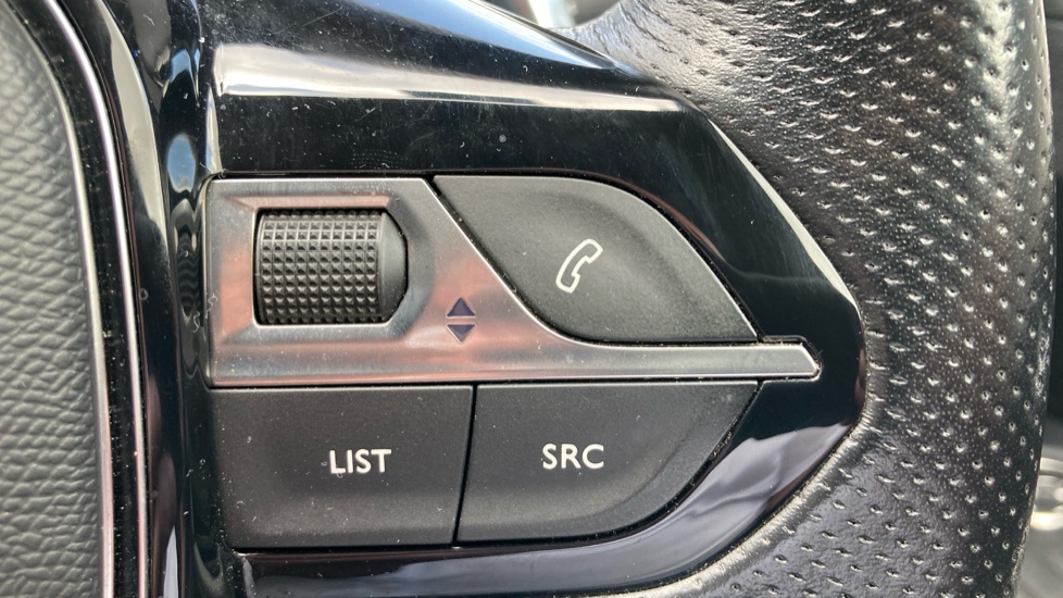 Peugeot 5008 1.5 BlueHDi GT 5dr EAT8 Diesel Estate - Image 24