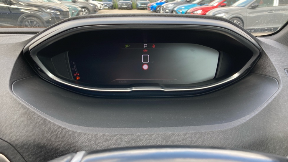 Peugeot 5008 1.5 BlueHDi GT 5dr EAT8 Diesel Estate - Image 25