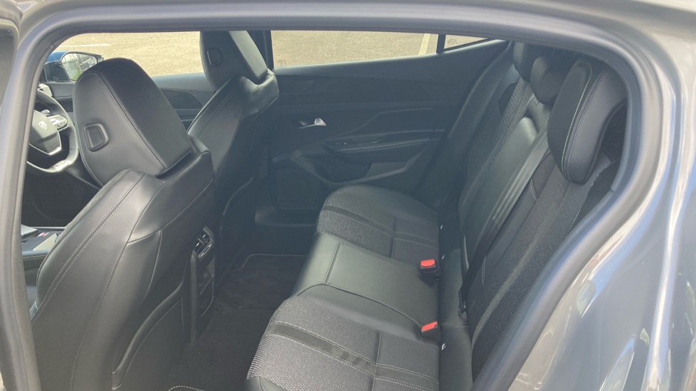 Peugeot 408 158kW GT 58kWh 5dr Auto Electric Hatchback - Image 16