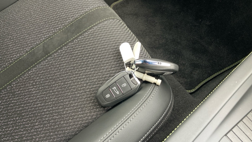Peugeot 408 158kW GT 58kWh 5dr Auto Electric Hatchback - Image 20
