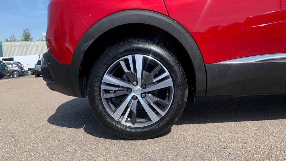 Peugeot 3008 1.2 PureTech Allure Premium+ 5dr EAT8 Petrol Estate - Image 7