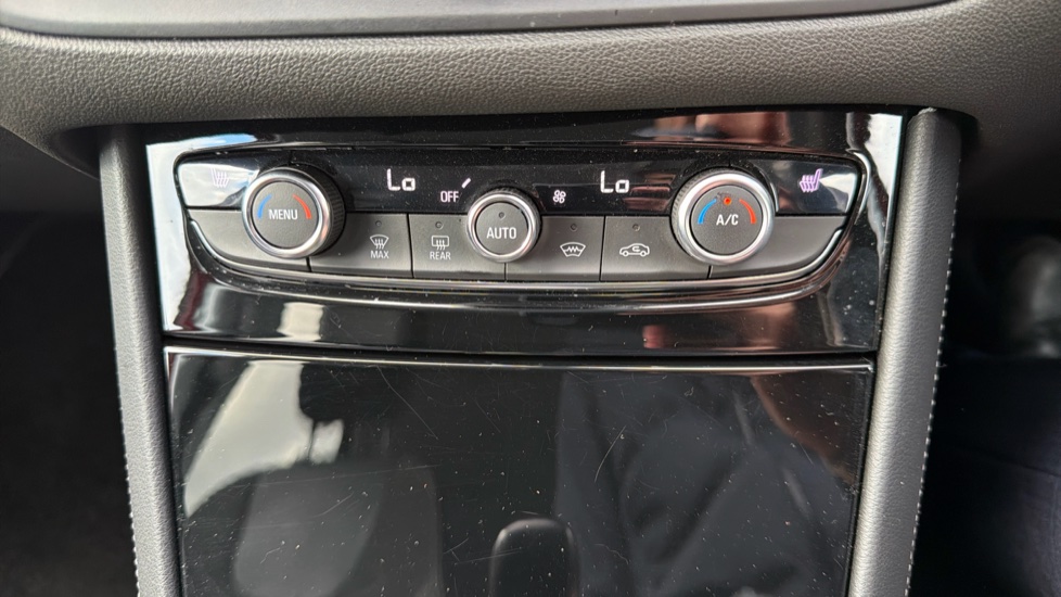 Vauxhall Grandland 1.2 Turbo Ultimate 5dr Petrol Hatchback - Image 21