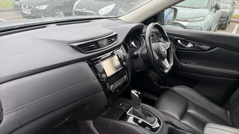 Nissan X-Trail 1.7 dCi Tekna 5dr CVT [7 Seat] Diesel Station Wagon - Image 9