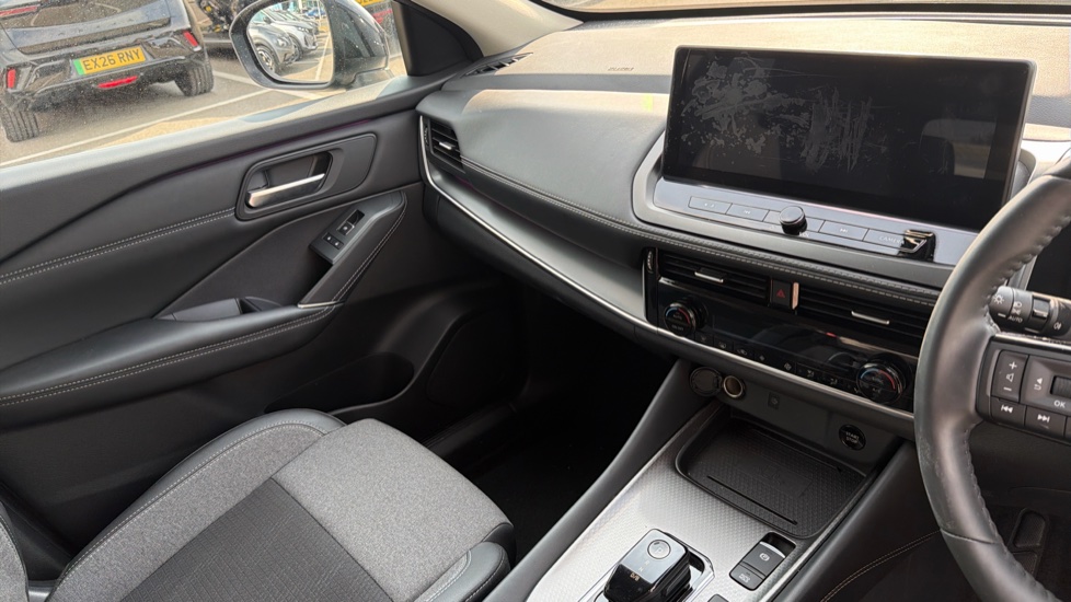 Nissan Qashqai 1.5 E-Power N-Connecta 5dr Auto Hybrid Hatchback - Image 14